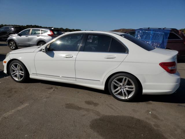 VIN WDDGF4HB3DR292518 2013 Mercedes-Benz C-Class, 250 no.2