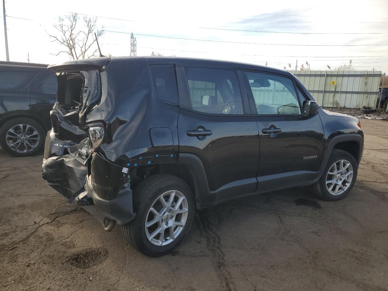 Lot #3003937521 2023 JEEP RENEGADE L