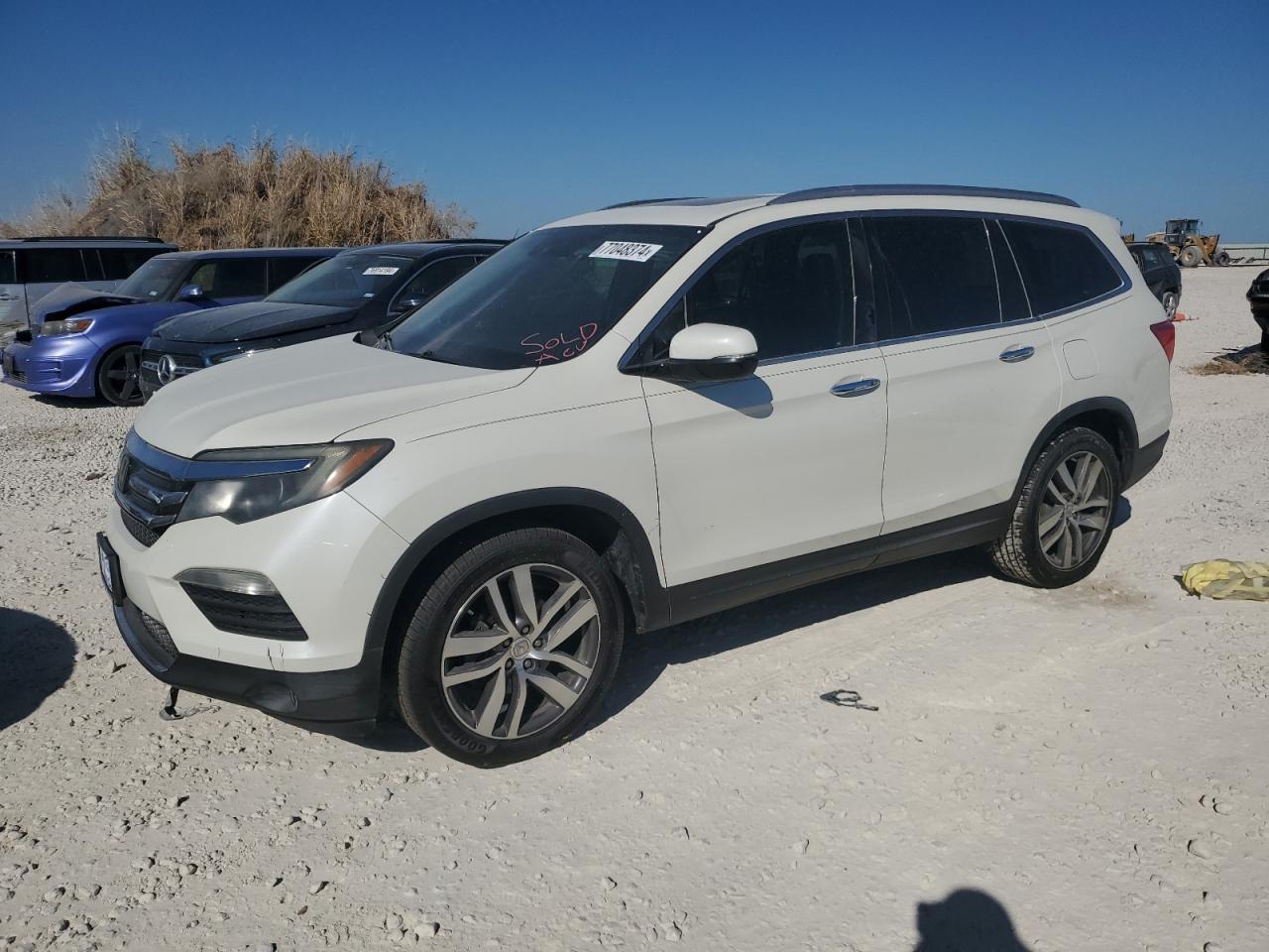 Lot #2977056875 2017 HONDA PILOT TOUR