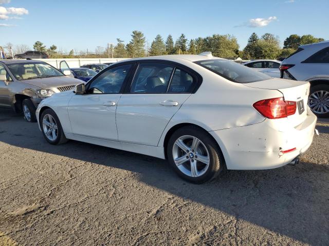 VIN WBA3B5C59EP543077 2014 BMW 3 Series, 328 Xi Sulev no.2