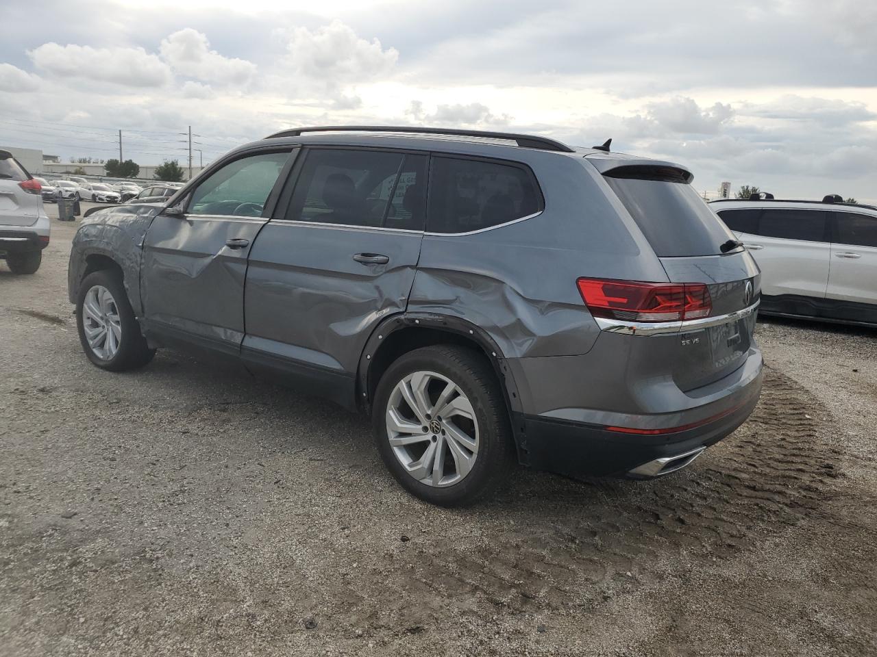 Lot #2943191385 2021 VOLKSWAGEN ATLAS SE