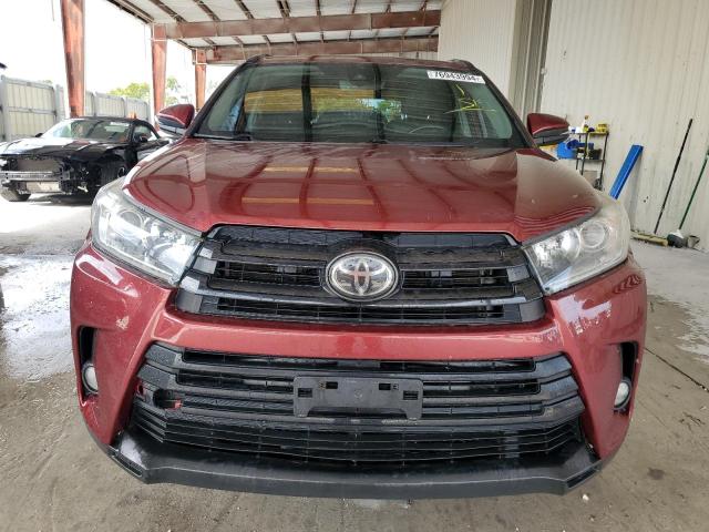 VIN 5TDJZRFH7JS821865 2018 Toyota Highlander, SE no.5