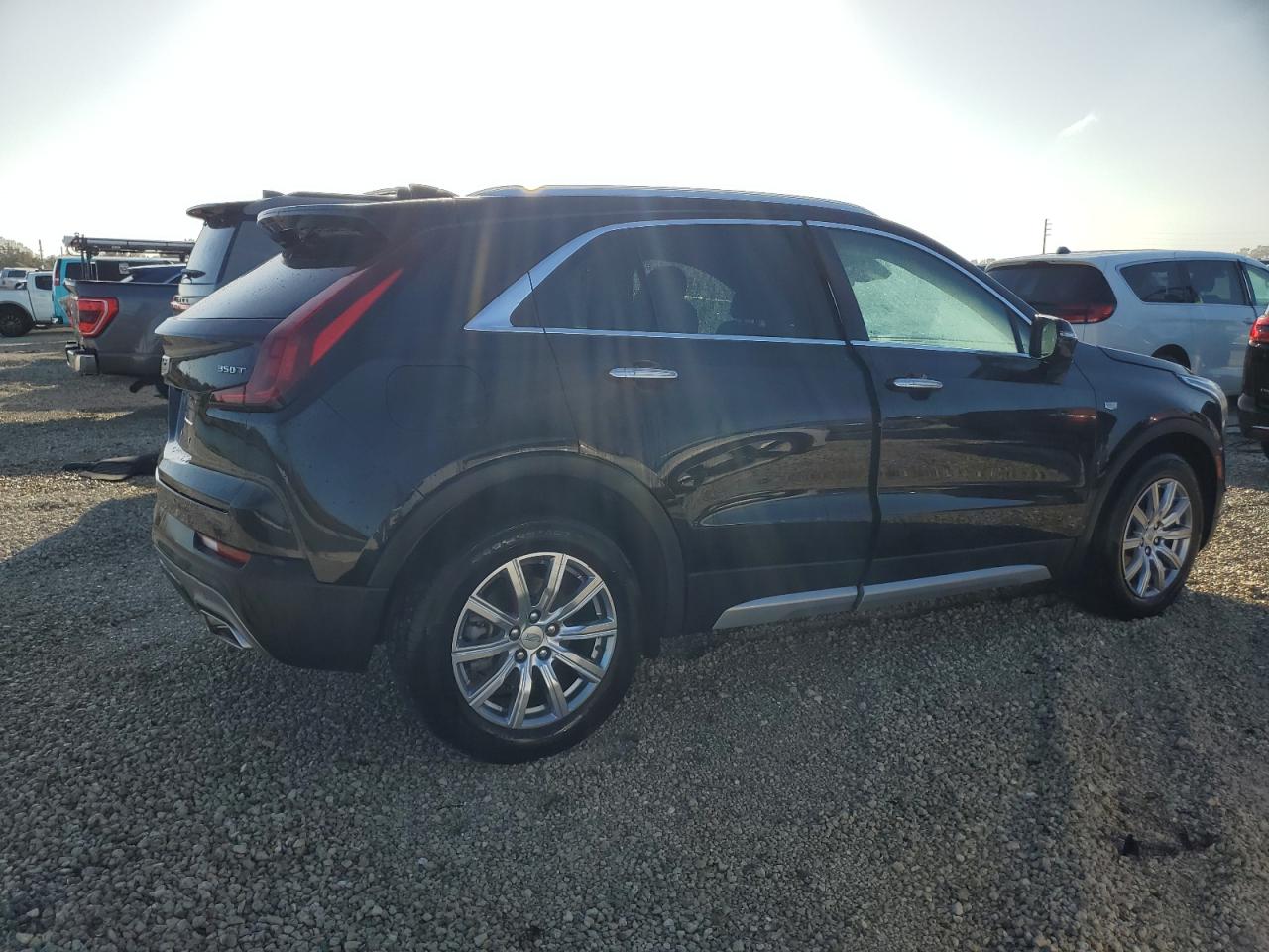 Lot #2972460894 2023 CADILLAC XT4 PREMIU