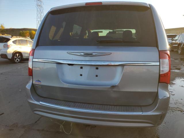 2016 CHRYSLER TOWN & COU - 2C4RC1BG2GR141313