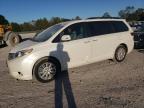 TOYOTA SIENNA XLE снимка