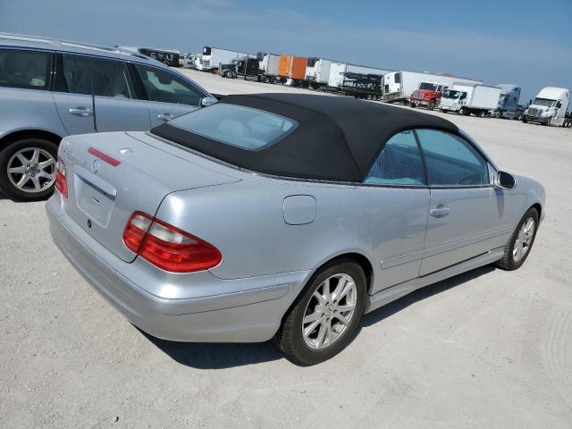 MERCEDES-BENZ CLK 430 2002 silver converti gas WDBLK70G22T095514 photo #4