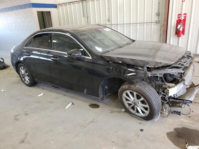 VIN WDD3G4EB9KW029089 2019 MERCEDES-BENZ A-CLASS no.4