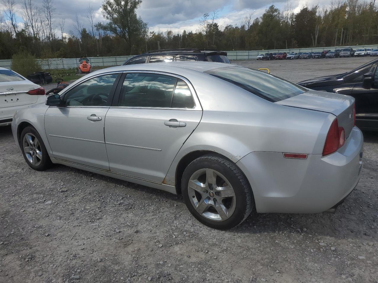 CHEVROLET MALIBU 1LT 2010 silver sedan 4d gas 1G1ZC5EBXAF168239 photo #3