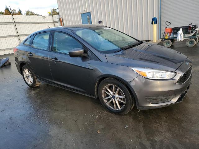 VIN 1FADP3F20JL327186 2018 Ford Focus, SE no.4