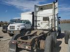 Lot #2935912823 2004 VOLVO VN VNL