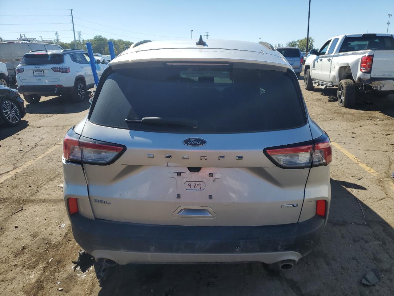 Lot #2962518766 2020 FORD ESCAPE SEL