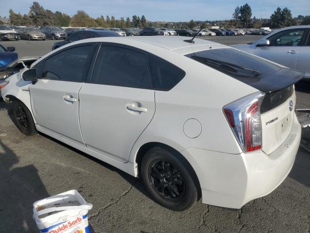 VIN JTDKN3DU6F1927211 2015 Toyota Prius no.2