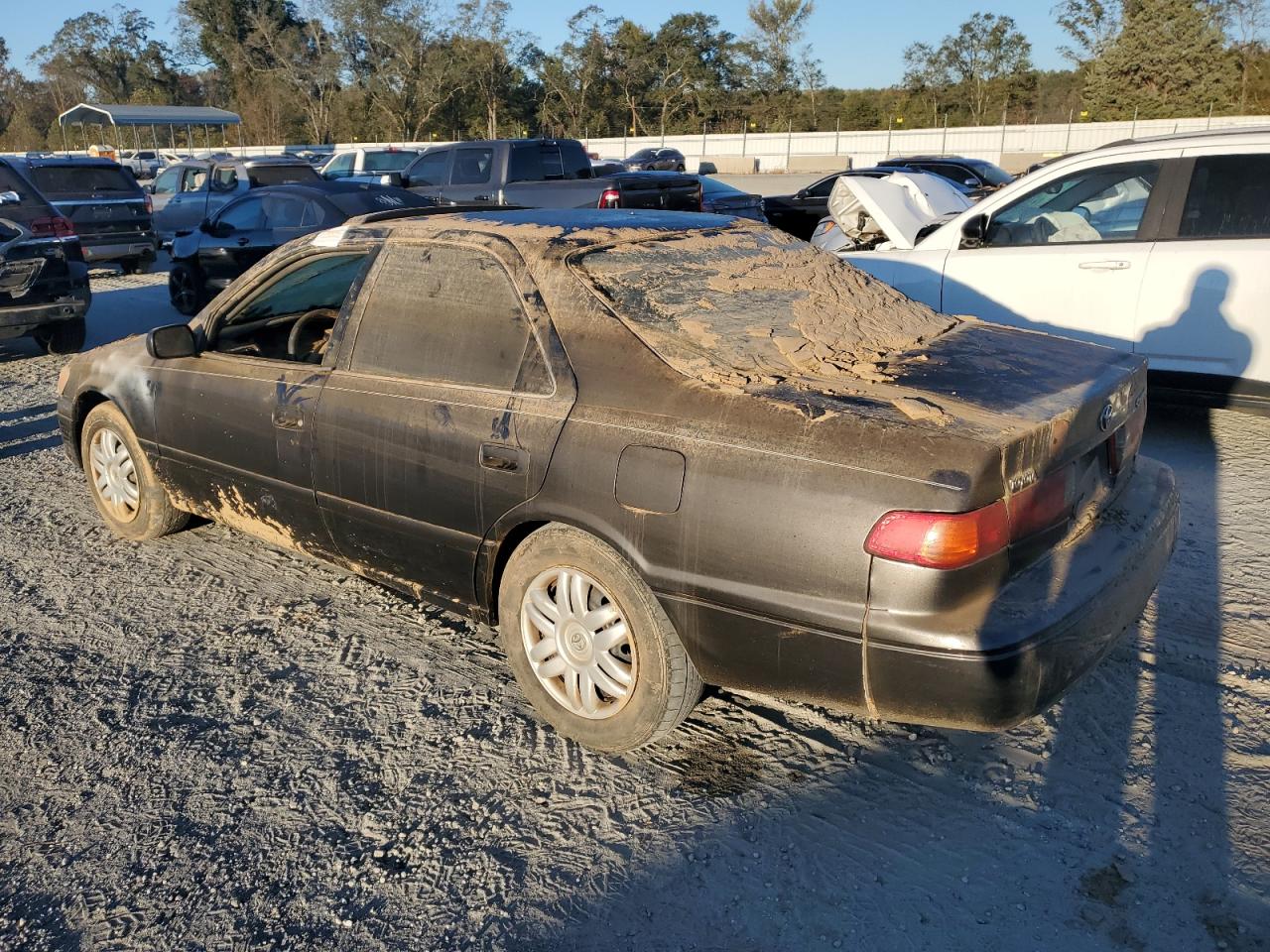 Lot #2970004918 2001 TOYOTA CAMRY LE