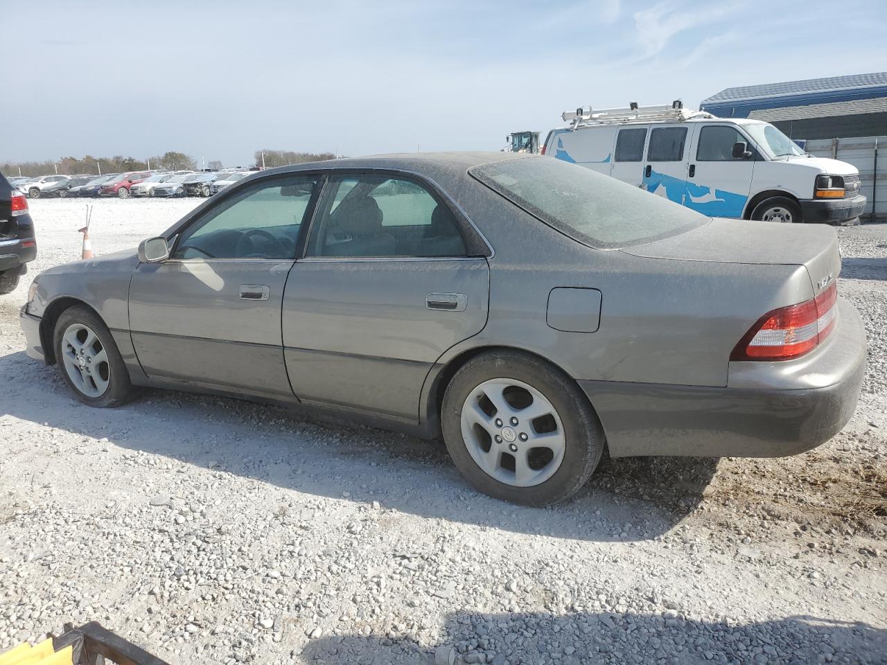 Lot #2939993020 2000 LEXUS ES 300