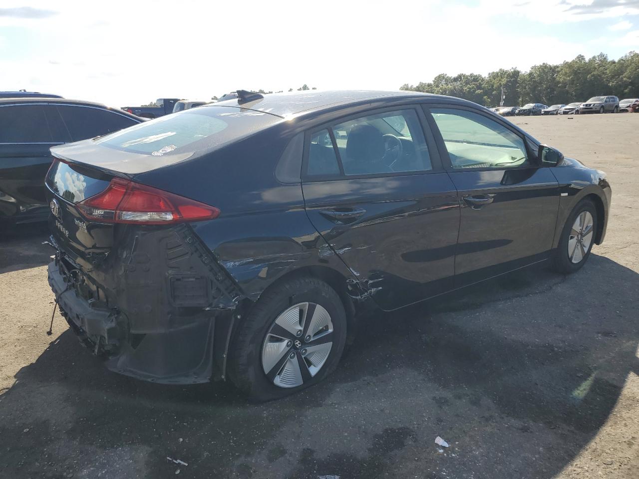 Lot #2943151388 2017 HYUNDAI IONIQ HYBR