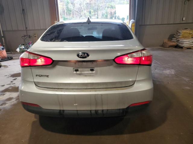 VIN KNAFX4A67G5555828 2016 KIA Forte, LX no.6