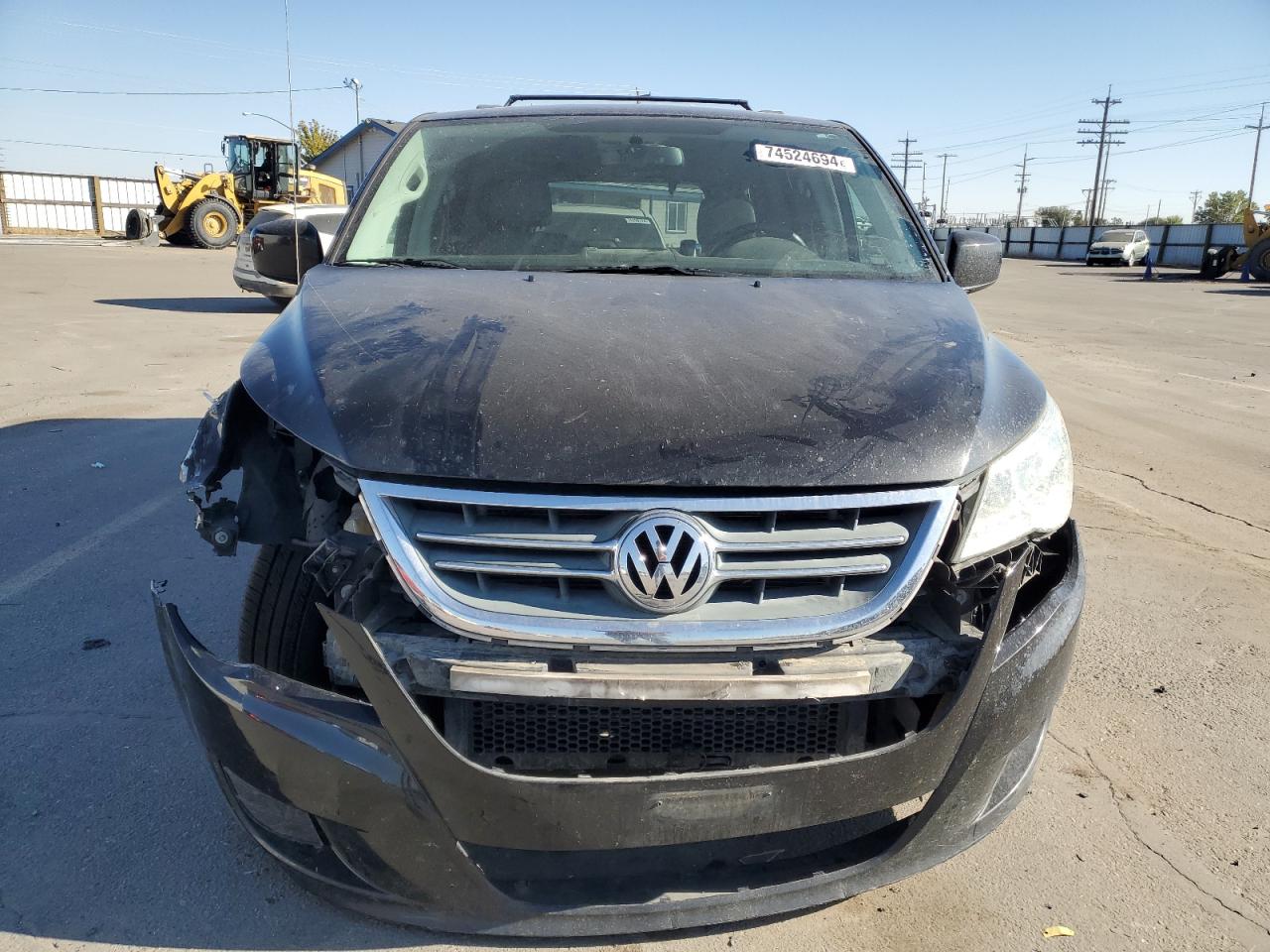 Lot #2952871748 2012 VOLKSWAGEN ROUTAN SE