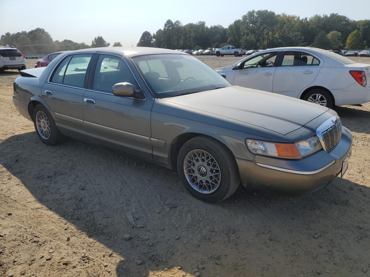 Lot #2962473738 2002 MERCURY GRAND MARQ