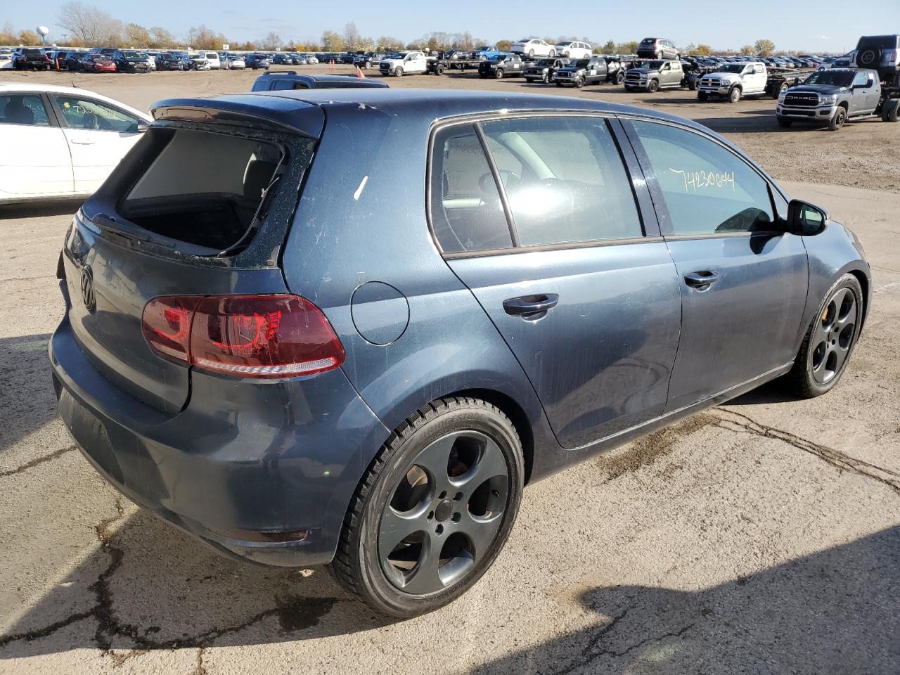 Lot #2928606688 2011 VOLKSWAGEN GOLF