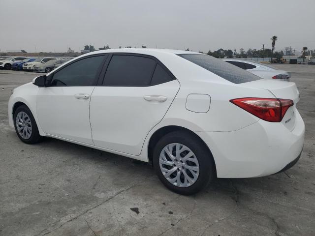 VIN 5YFBURHE8JP822098 2018 Toyota Corolla, L no.2