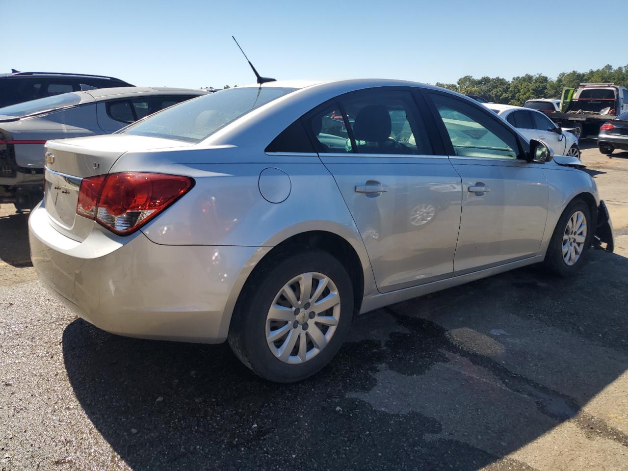 Lot #2952856767 2011 CHEVROLET CRUZE LT