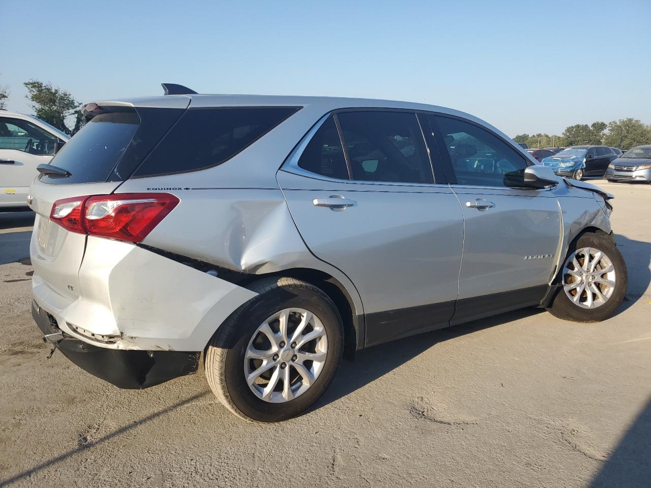 CHEVROLET EQUINOX LT 2020 silver  gas 3GNAXKEV8LS735023 photo #4