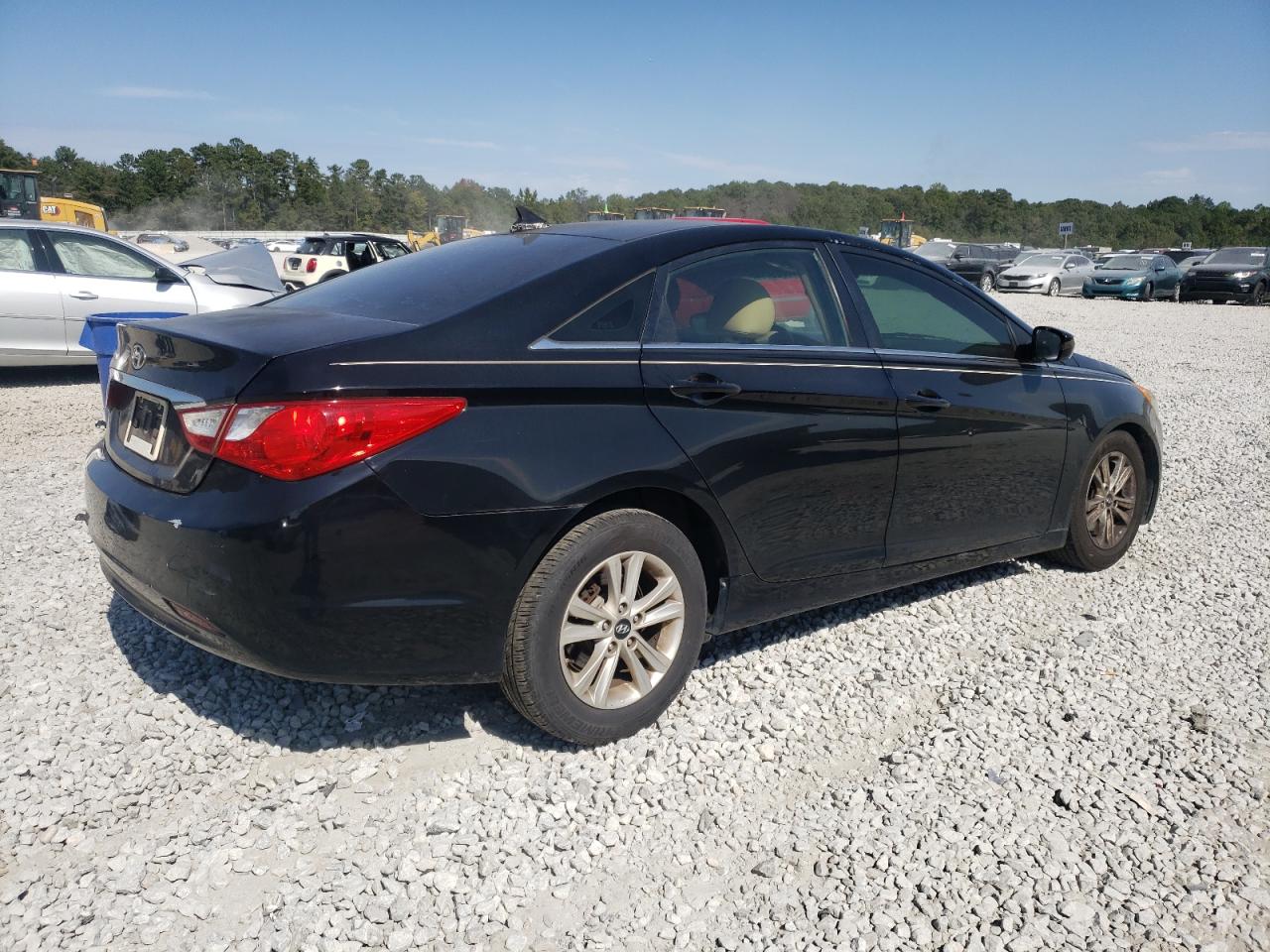 Lot #2952926904 2012 HYUNDAI SONATA GLS