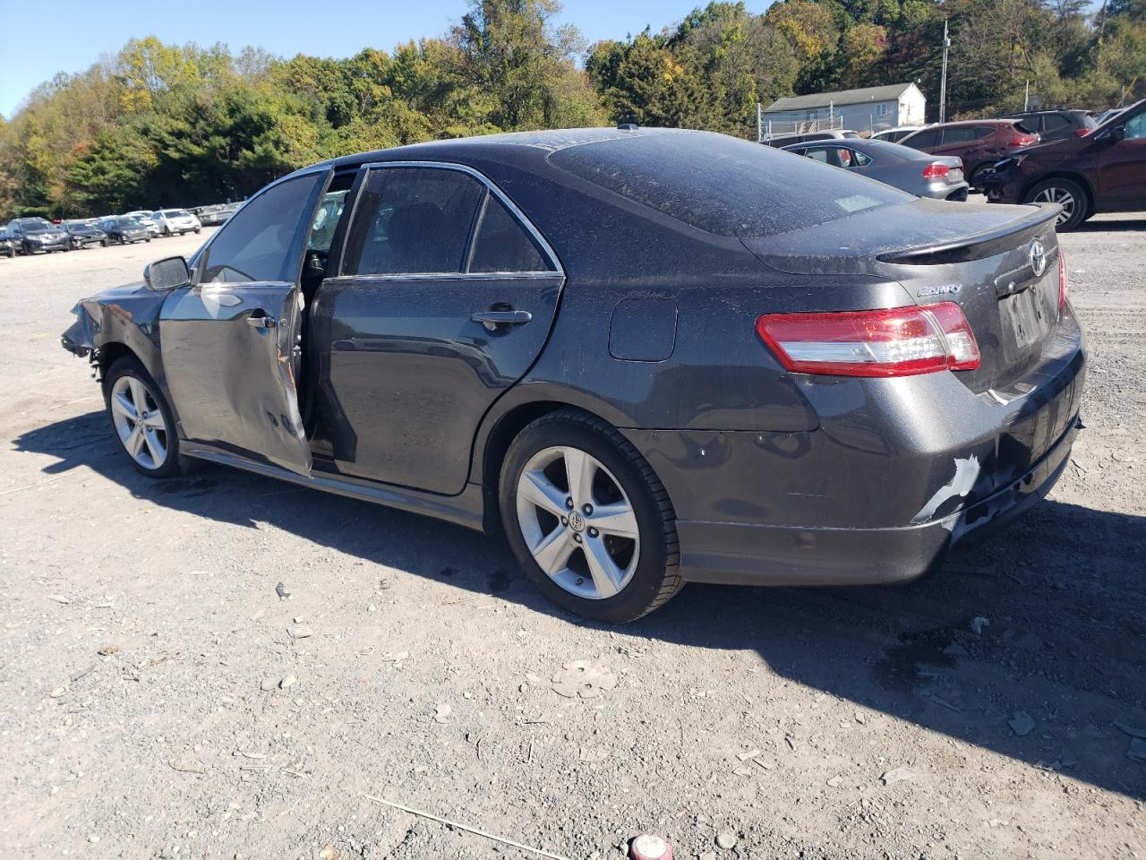 Lot #2994183272 2011 TOYOTA CAMRY SE