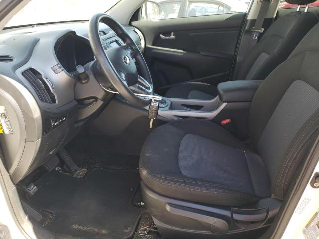 VIN KNDPBCAC2G7869512 2016 KIA Sportage, LX no.7