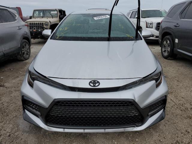 VIN 5YFS4MCE0NP139456 2022 Toyota Corolla, SE no.5