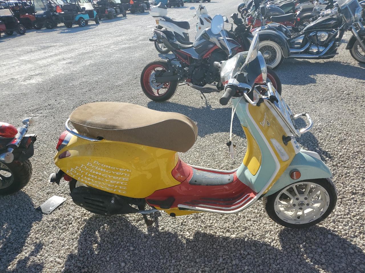 Vespa Primavera / Sprint 50 2021 i-get family