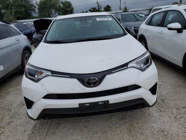 VIN JTMZFREV5JJ734952 2018 Toyota RAV4, LE no.5