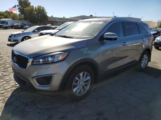 VIN 5XYPG4A50HG250419 2017 KIA Sorento, LX no.1