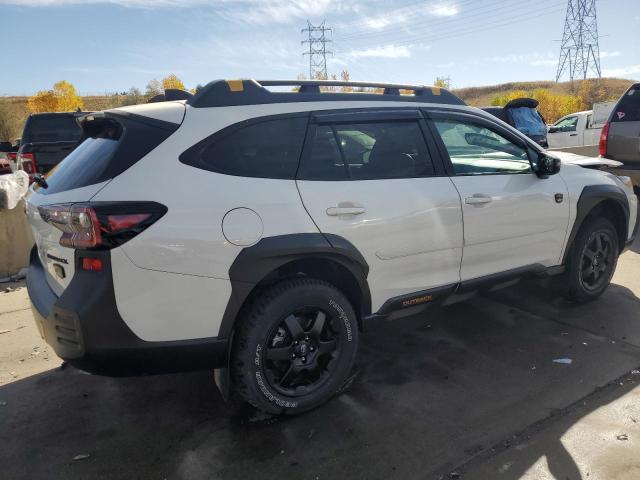 SUBARU OUTBACK WI 2023 white  gas 4S4BTGSD0P3153894 photo #4