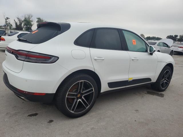 VIN WP1AA2A57KLB09322 2019 Porsche Macan no.3