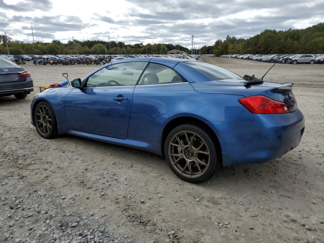 Lot #2993909336 2010 INFINITI G37 BASE