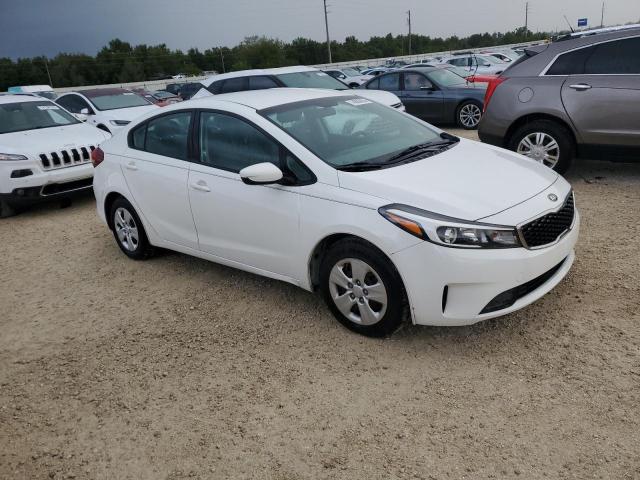 VIN 3KPFK4A71HE084811 2017 KIA Forte, LX no.4