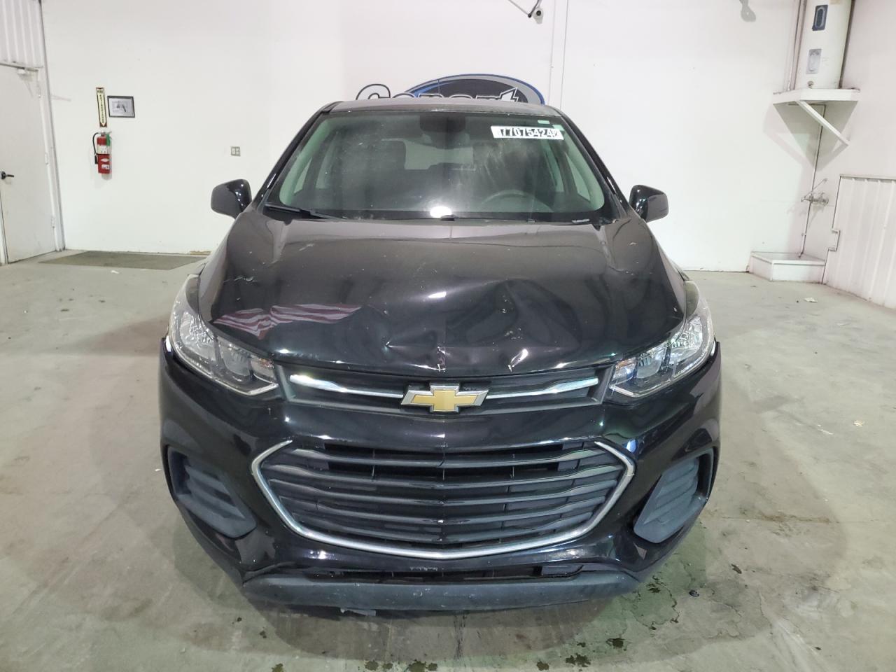 Lot #2993478206 2020 CHEVROLET TRAX LS