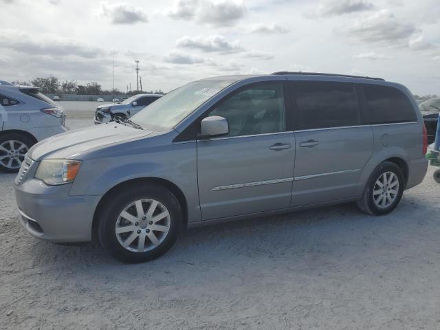 VIN 2C4RC1BG9ER455330 2014 Chrysler Town and Countr... no.1