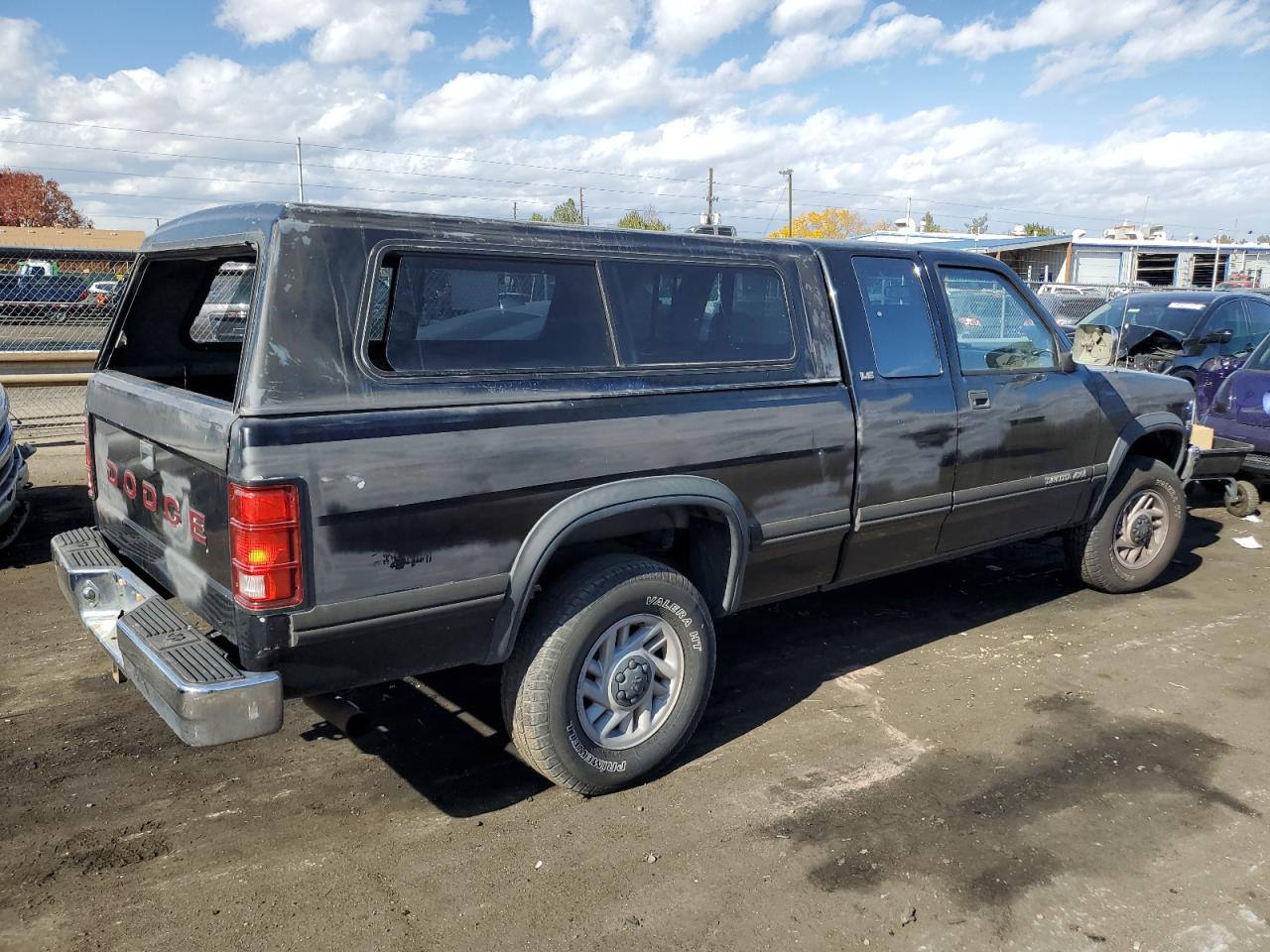 Lot #2991901148 1993 DODGE DAKOTA