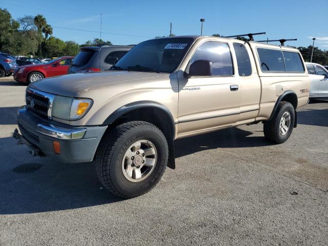 Global Auto Auctions: 2000 TOYOTA TACOMA XTR