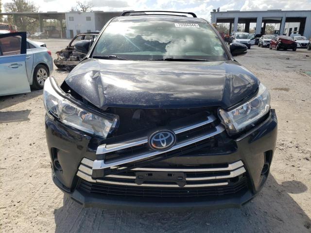 VIN 5TDBZRFH0KS957549 2019 Toyota Highlander, LE no.5