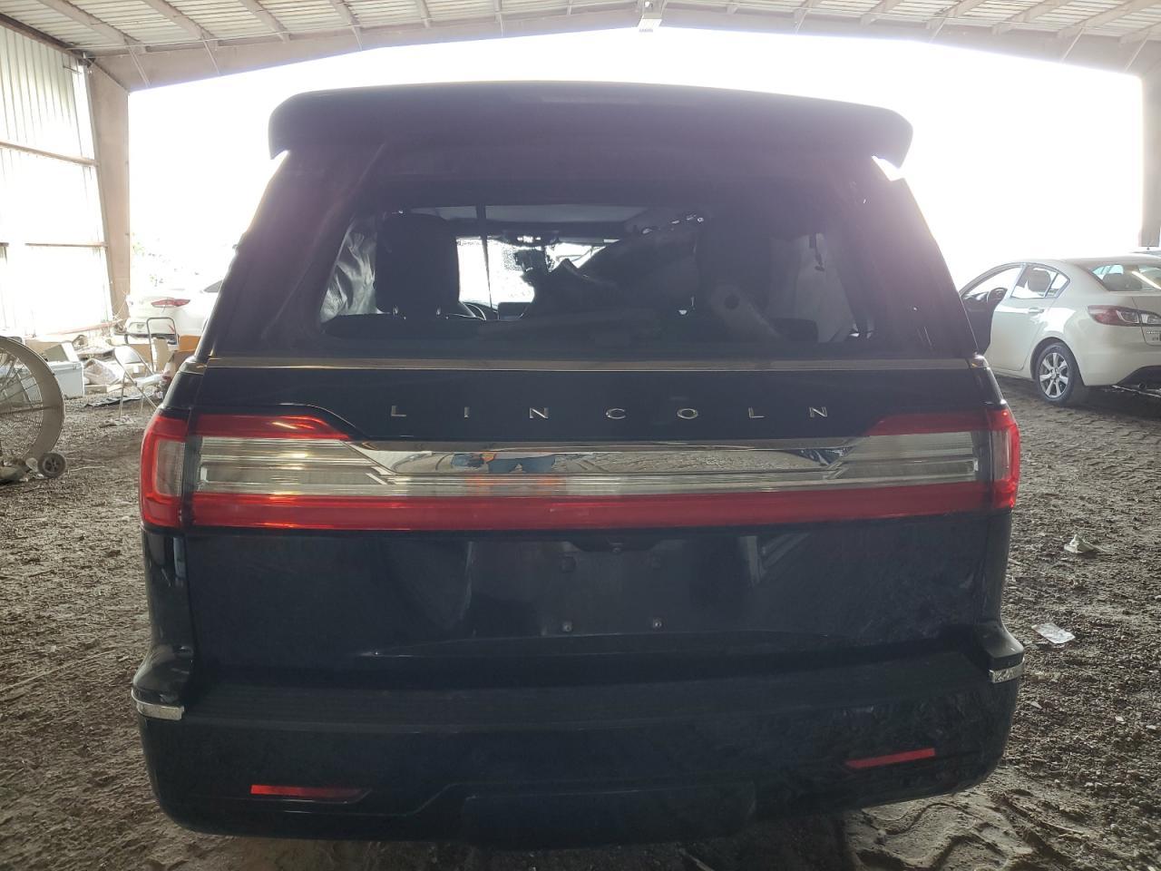 Lot #2876872804 2018 LINCOLN NAVIGATOR