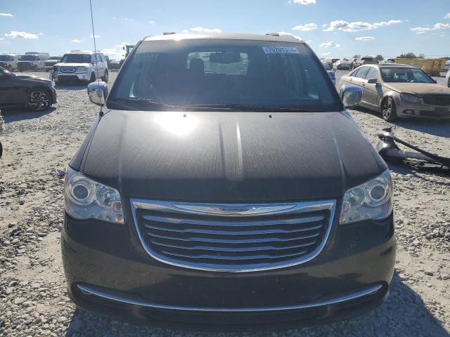 2015 CHRYSLER TOWN & COU - 2C4RC1GGXFR708889