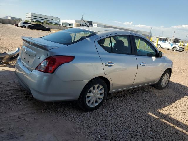 VIN 3N1CN7APXJL886127 2018 Nissan Versa, S no.3