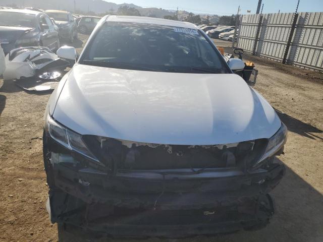 VIN 4T1B31HK9KU515016 2019 Toyota Camry, LE no.5