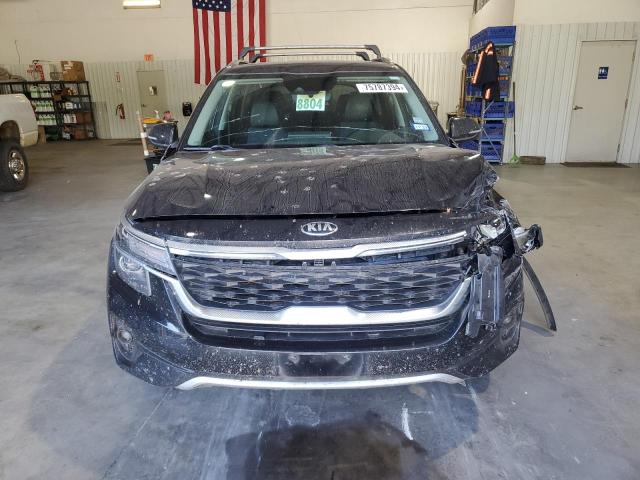 2021 KIA SELTOS S - KNDEUCAA7M7070868