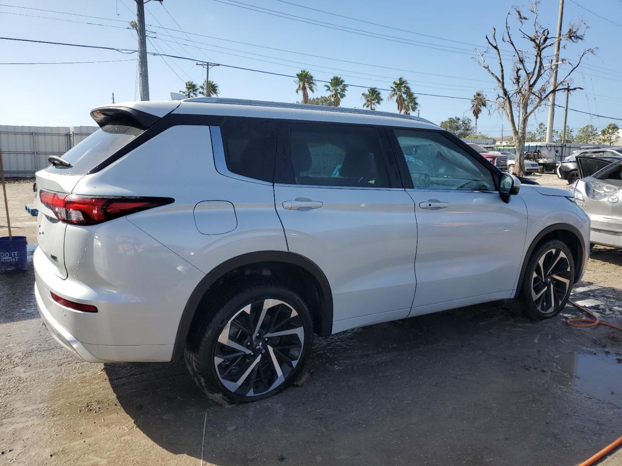 Lot #2976946568 2022 MITSUBISHI OUTLANDER