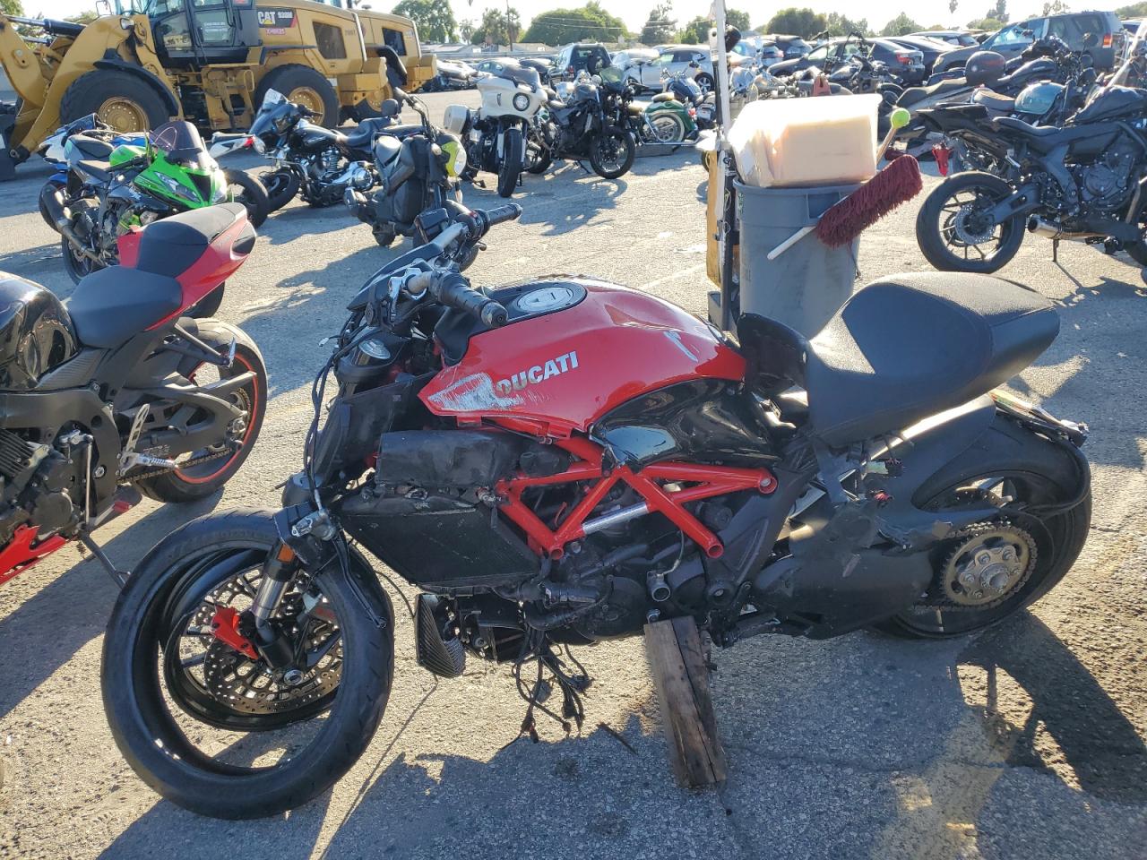 Lot #3027024841 2011 DUCATI DIAVEL