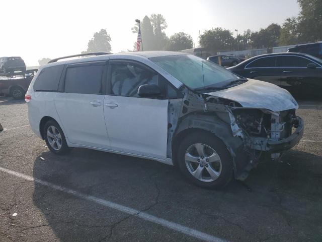 VIN 5TDKK3DC7ES476551 2014 Toyota Sienna, LE no.4